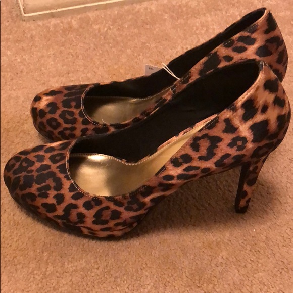 High Heels - Picture 3 of 3